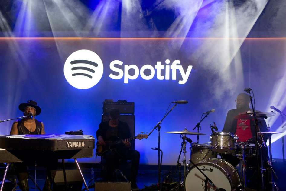 Spotify y Apple impulsan industria discográfica de EE.UU.