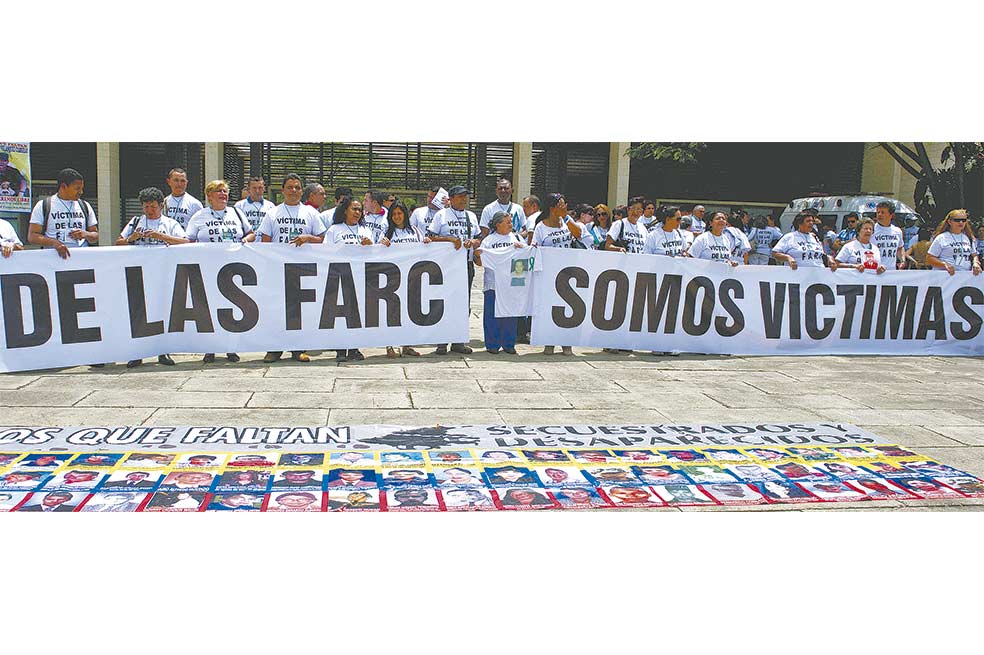 «Atentamente: víctima de las Farc»
