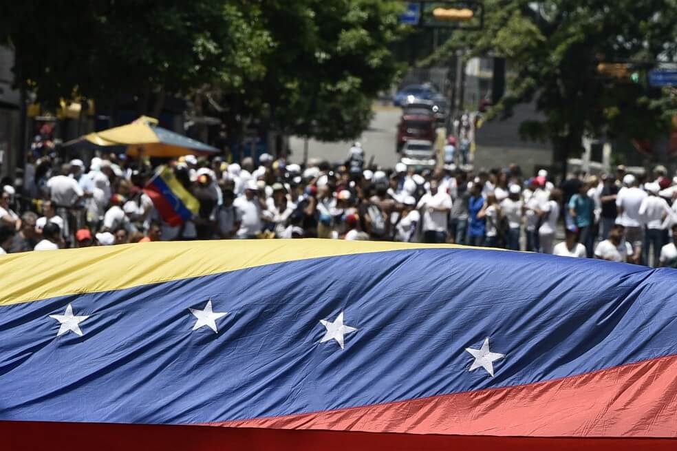 Una docena de empresas demandan a Venezuela por impago de bonos