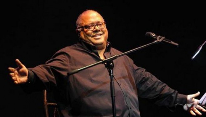 Pablo Milanés cumple 75 sin dejar de cantar y con el «Amor» de su hija Haydée
