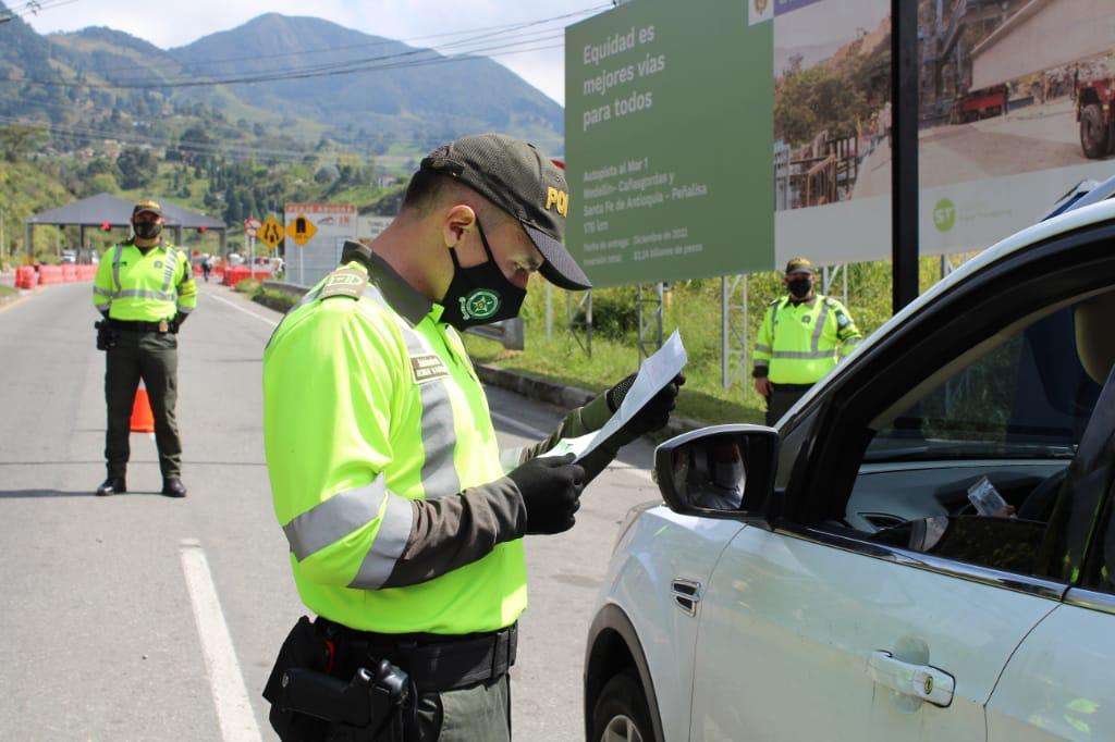 Supertransporte ordena a autoridades y entidades combatir el transporte ilegal