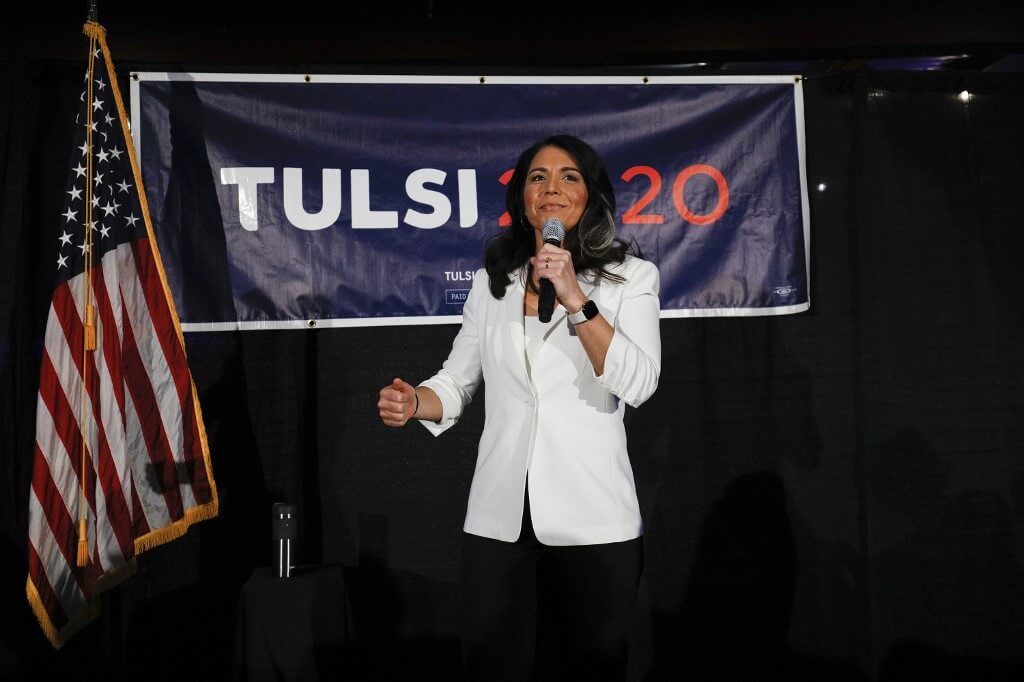 Quién es Tulsi Gabbard, la precandidata demócrata que aún desea pelear con Biden y Sanders