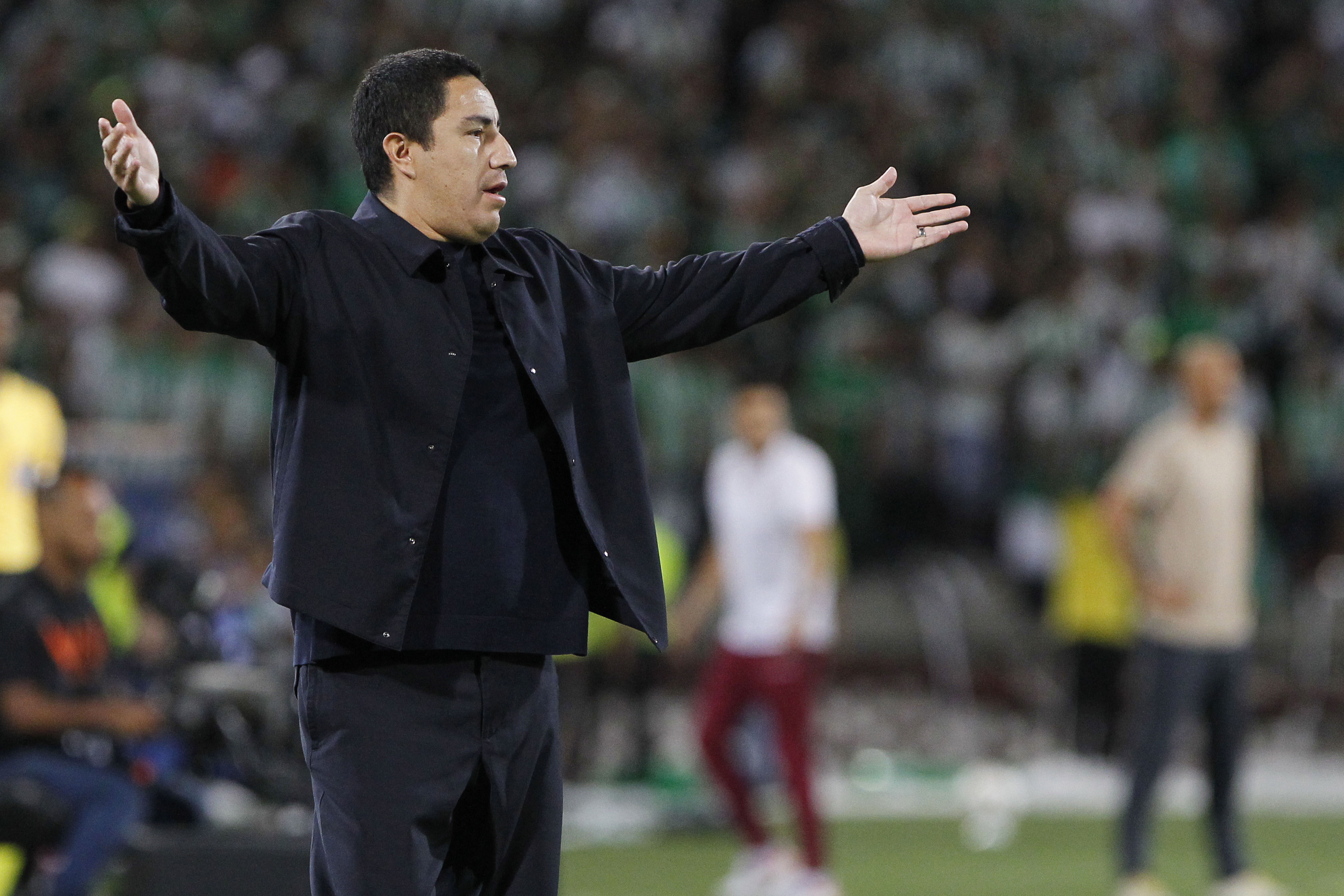 Efraín Juárez, de Nacional a rival de James: gigante de México lo quiere para DT