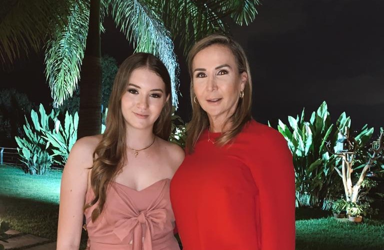 No importa quién seas, cualquier mujer puede ser víctima”: hija de Luz M.  Tristán | EL ESPECTADOR