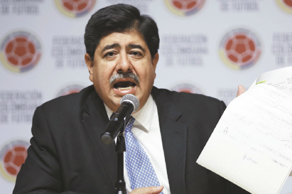 “El ambiente del fútbol se presta para los sobornos”: Luis Bedoya