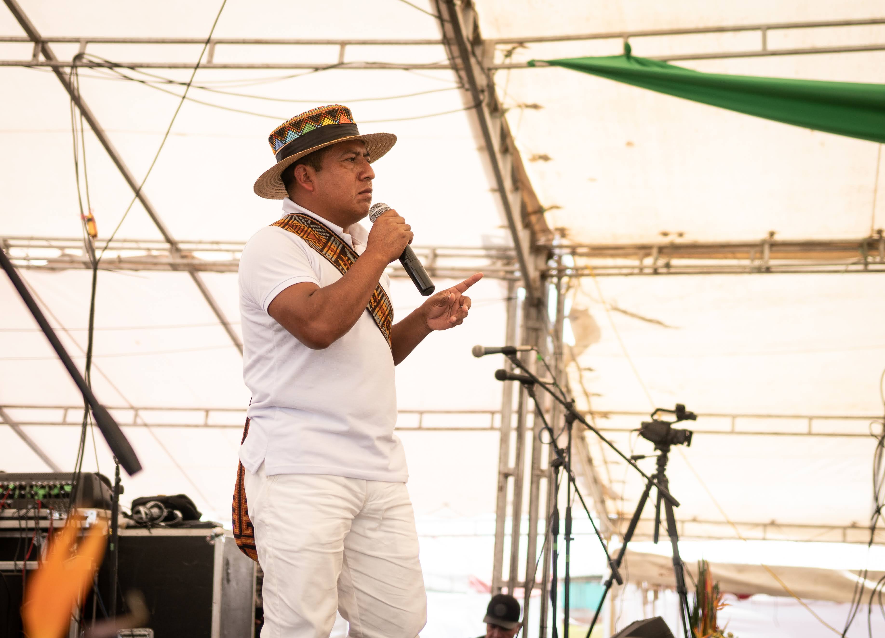 El mayor Alejandro Casamachín es el coordinador de Diálogos Humanitarios del CRIC y uno de los principales organizadores de la minga humanitaria. Alegó por un cese multilateral al fuego.