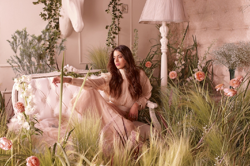 Tini Stoessel, mezcla de géneros latinos