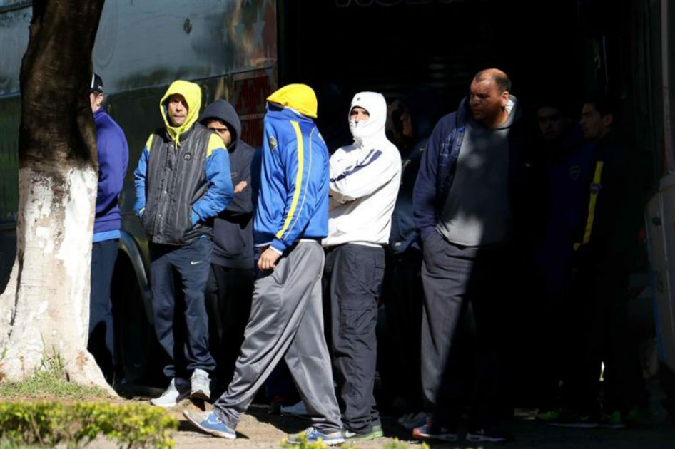 Seis hinchas de Boca Juniors siguen detenidos por disturbios en Paraguay