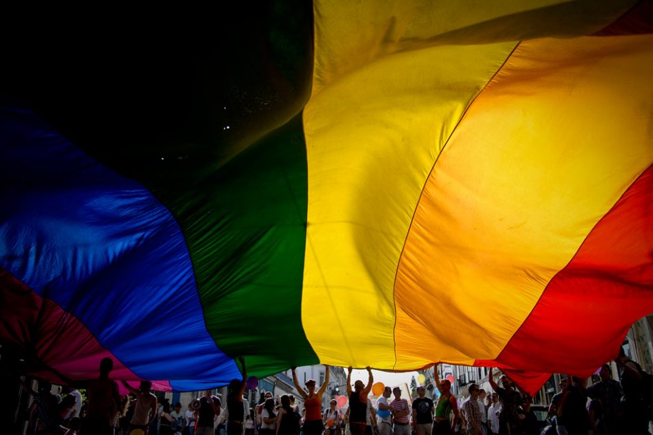 Corte europea condena a Rusia por ley que reprime «propaganda homosexual»