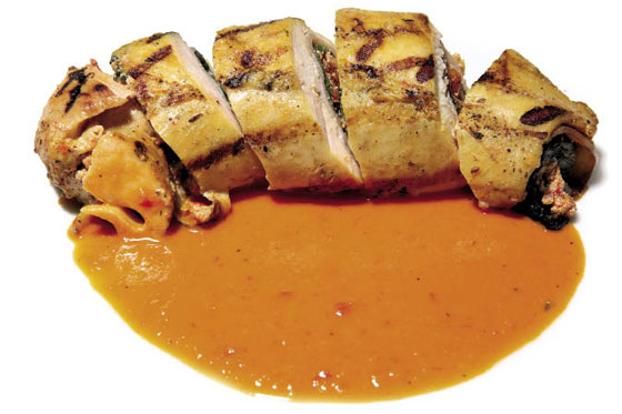 Pollo relleno de jamón y espinaca