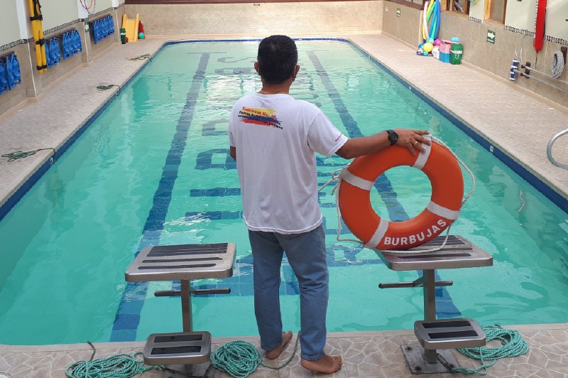 El S.O.S. de las escuelas de natación