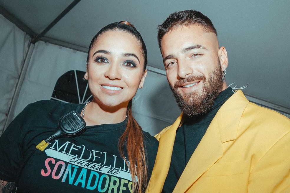 El nombre artístico del cantante esconde una faceta muy familiar, pues viene de las dos primeras letras de los nombres de su mamá Marlli, su padre Luis y, por supuesto, su hermana Manuela, quien también es su mejor amiga.