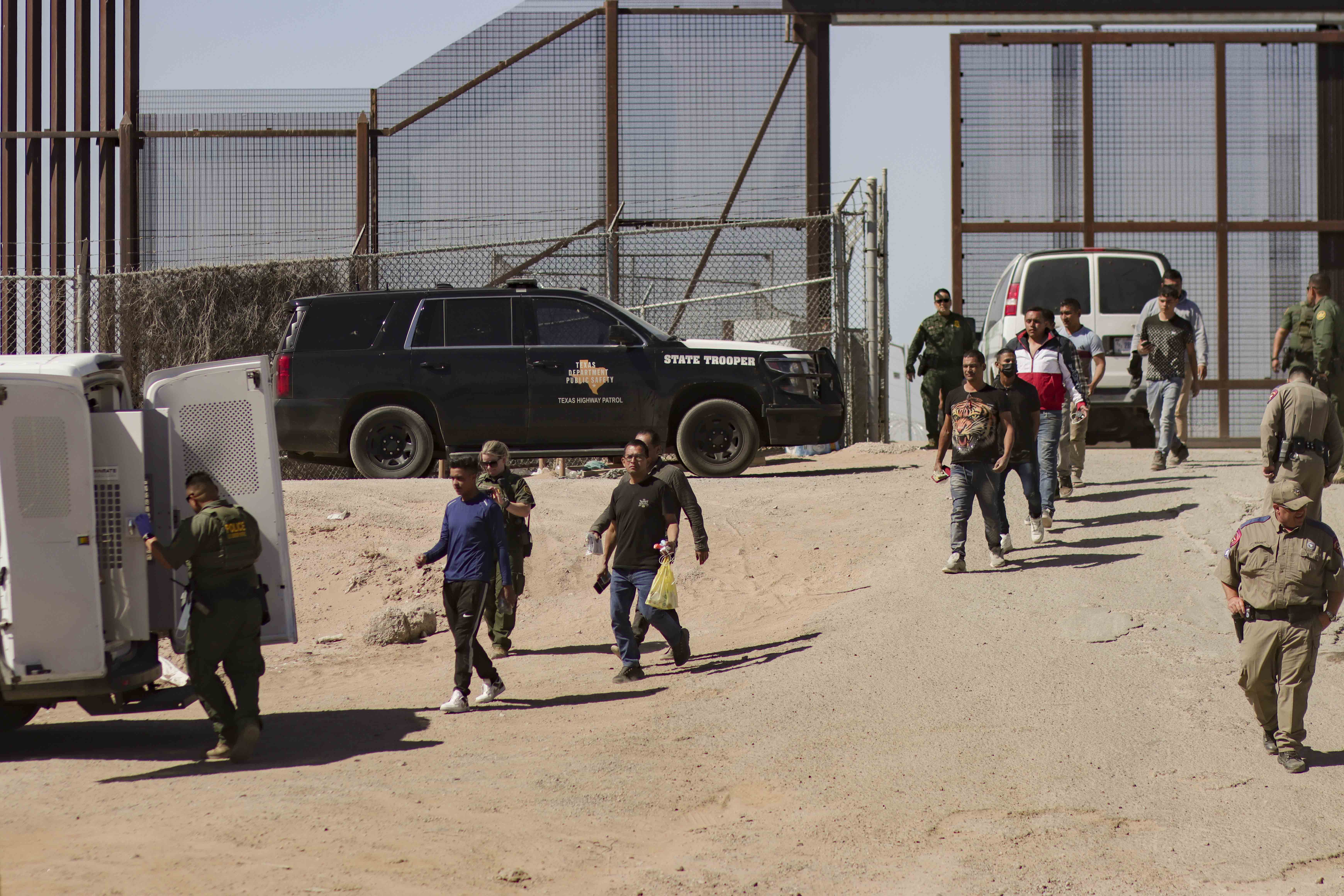 EE. UU.: violencia contra migrantes lleva a congresistas a pedir acciones legales