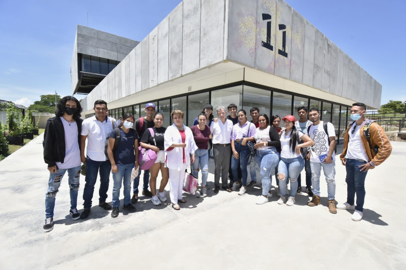 Las imágenes de la primera clase de Juan Manuel Santos en la Universidad Nacional