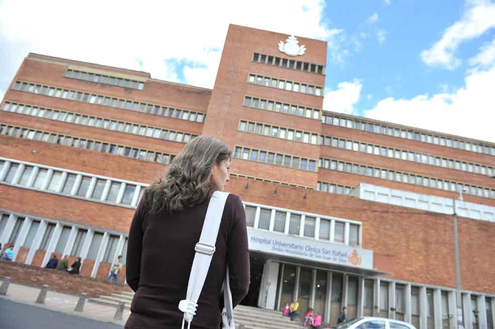 ‘A mi hija también la atacaron con ácido’