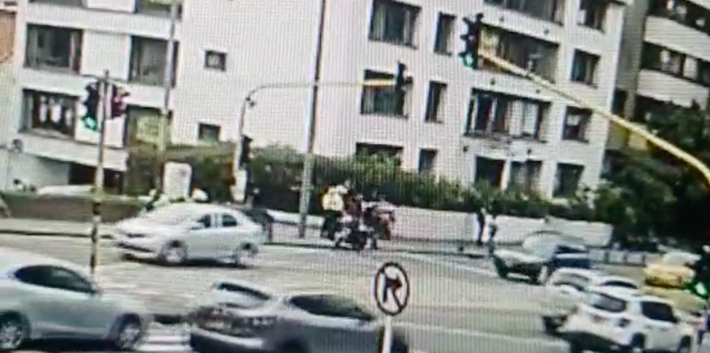 A quemarropa: el momento en el que atacan al patrullero Caro