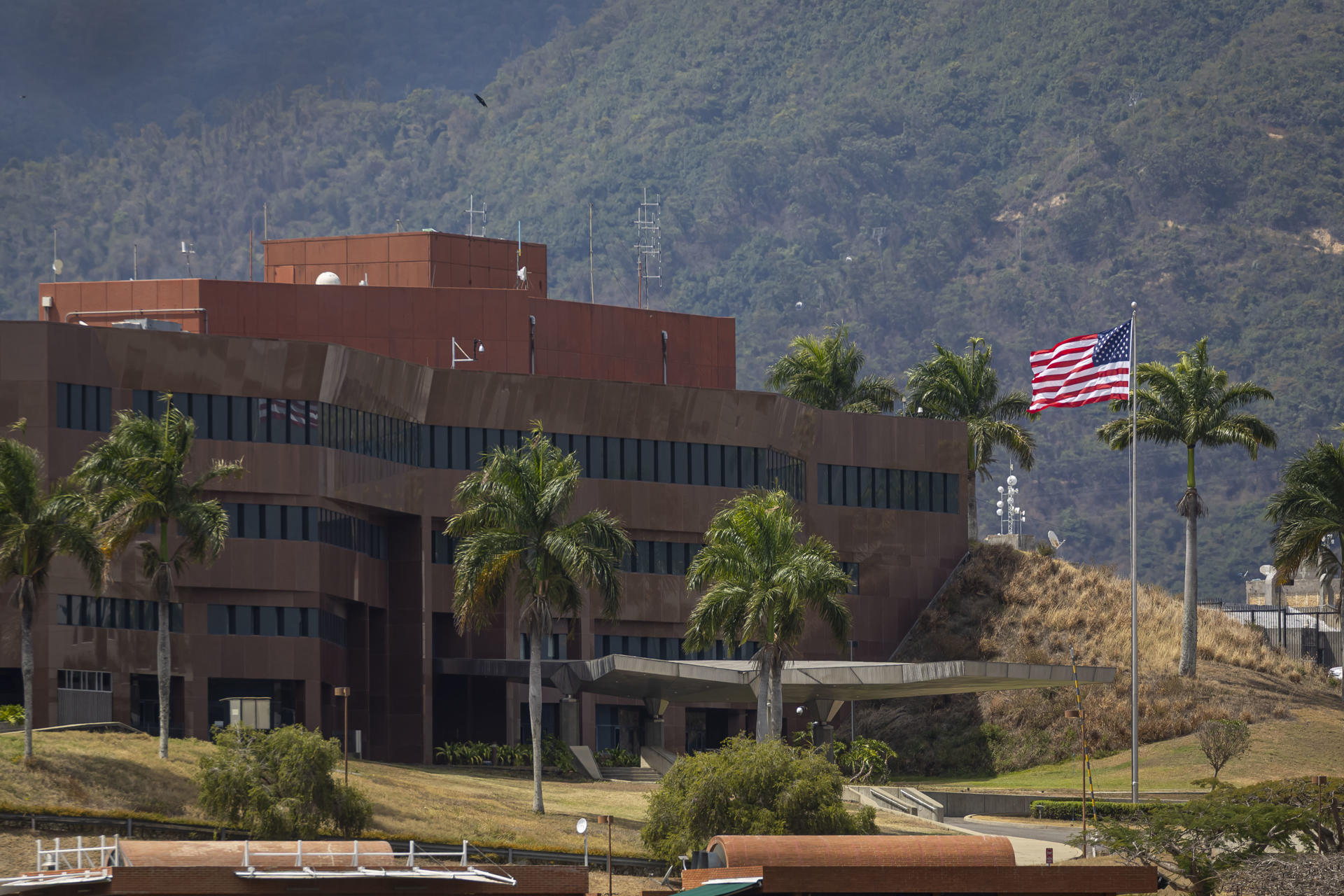 Venezuela autoriza a Estados Unidos a hacer sobrevuelos en Caracas: esto es lo que se espera