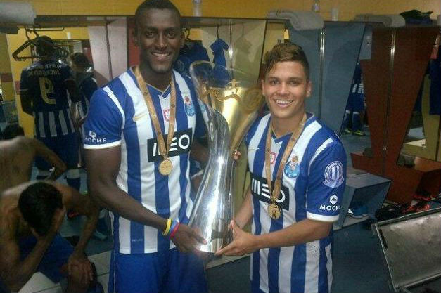 Jackson Martínez, campeón de la Supercopa de Portugal