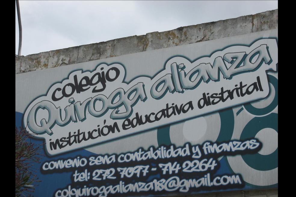 Obras abandonadas en colegio Alianza Quiroga