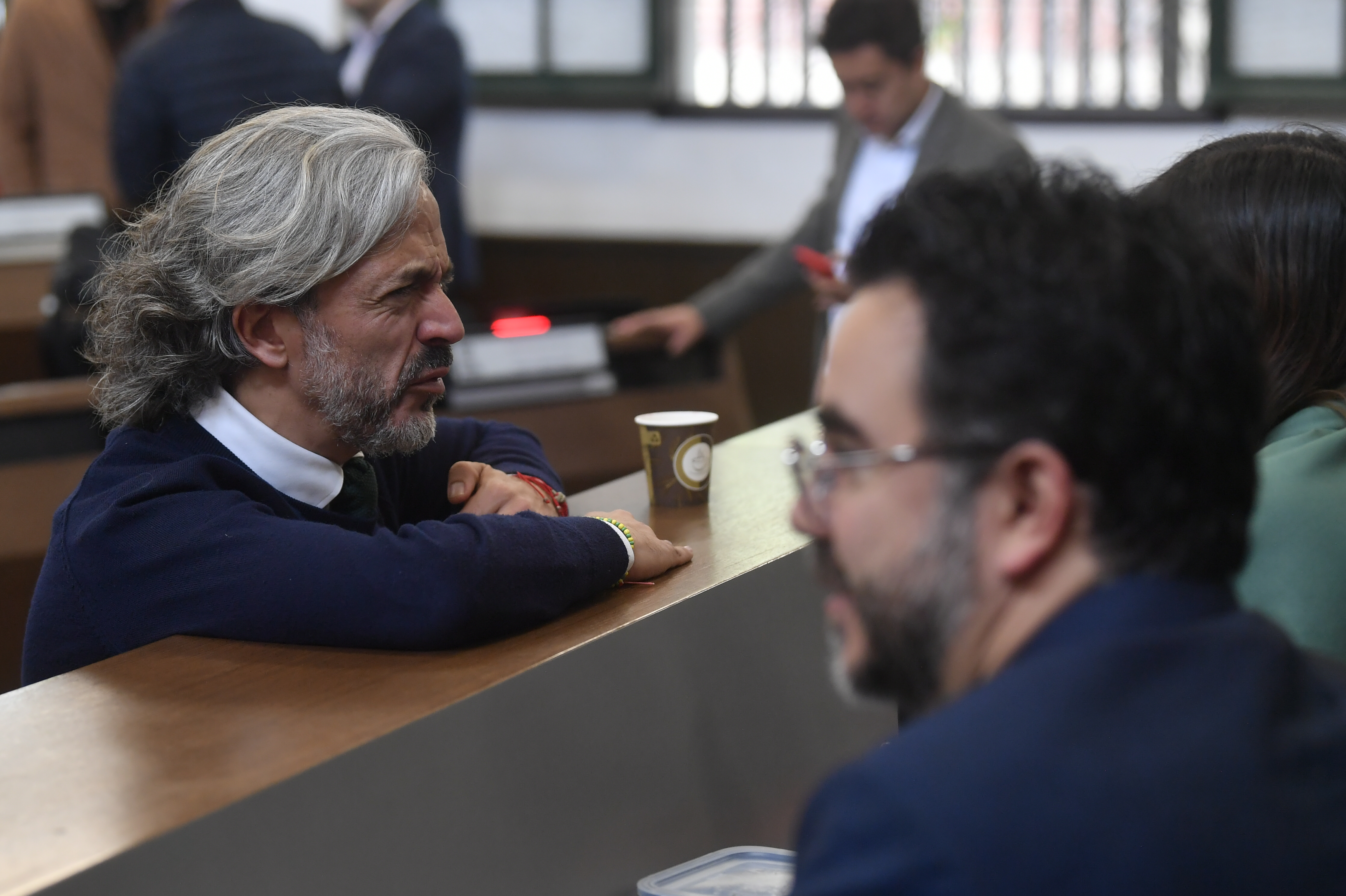“Seguirá ejerciendo su curul”: abogados de Oviedo tras decisión de Tribunal