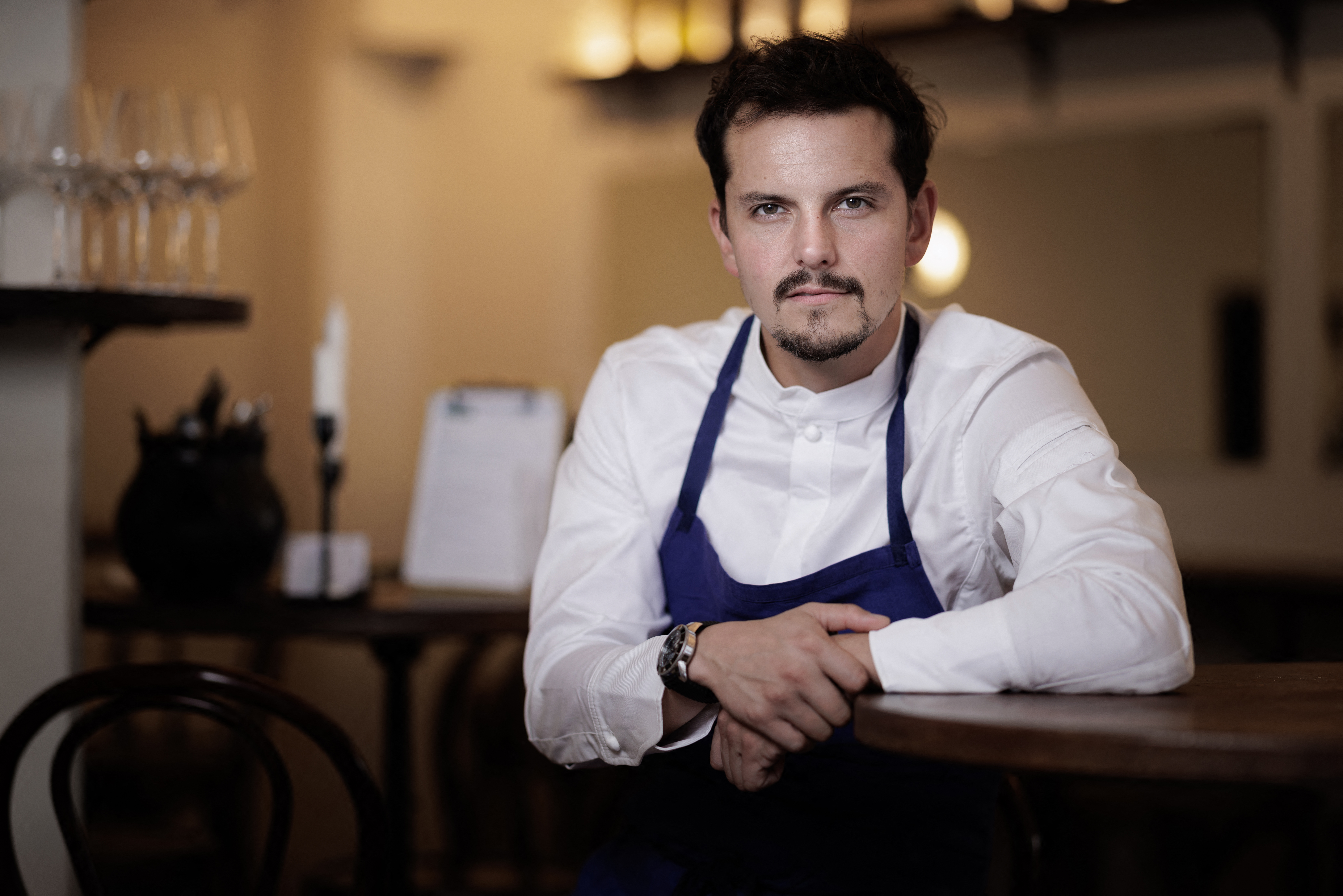 Juan Arbeláez, el chef colombiano que quiere “sacudir” los cánones en Francia