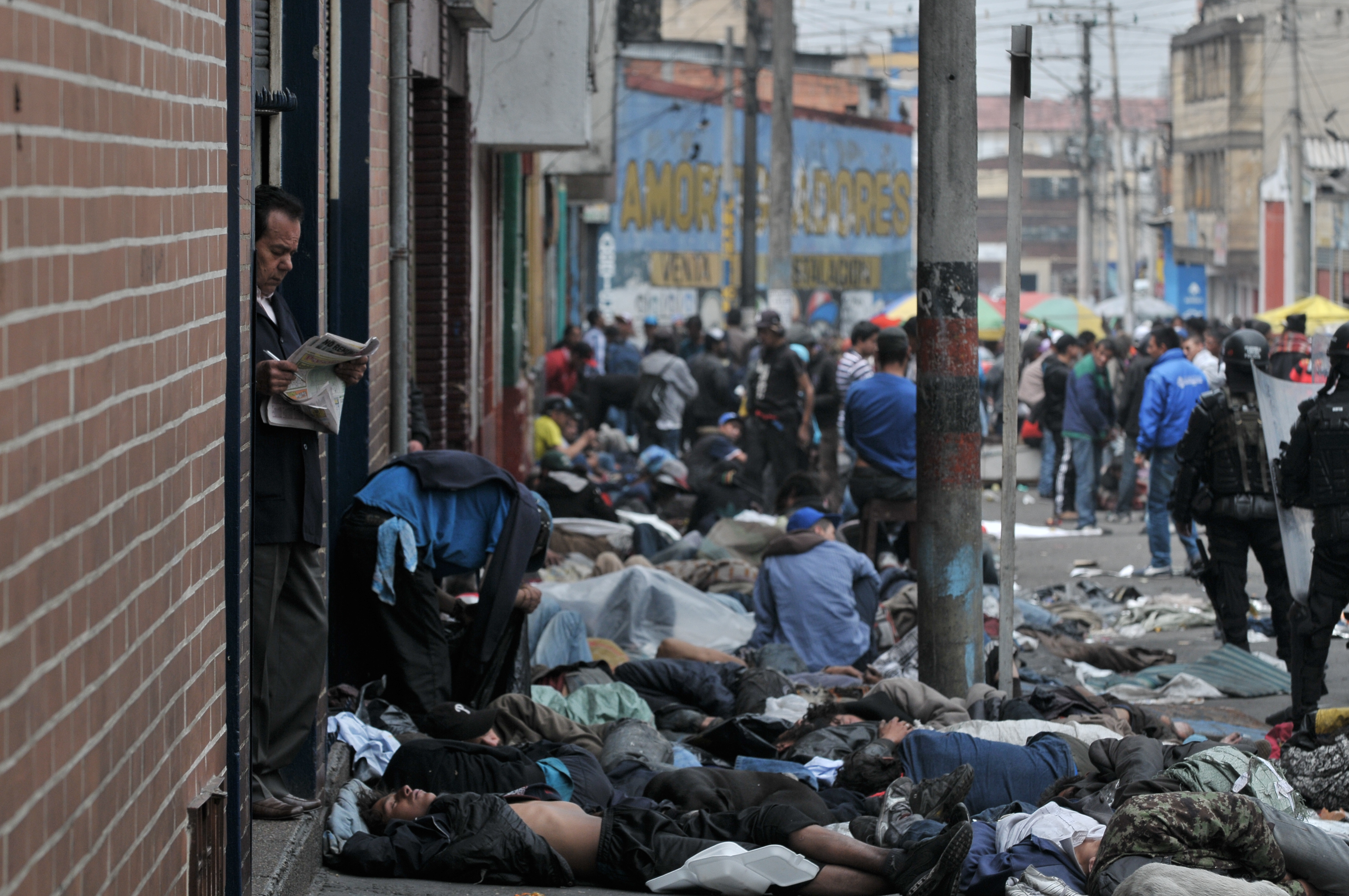 Operativos por parte del SMAD y la policía en el sector llamado el Bronx ubicado en el centro de Bogotá