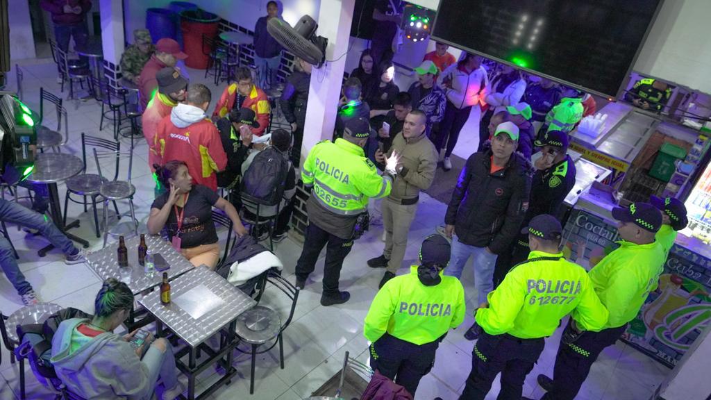Negocios sellados, incautación de armas y capturas: lo que dejó operativo en Ciudad Bolívar