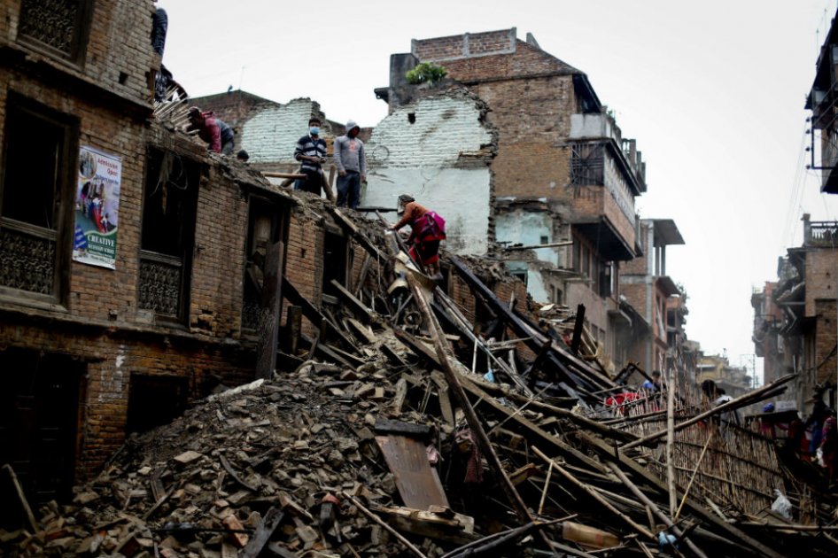Terremoto pone en peligro la educación de un millón de niños en Nepal