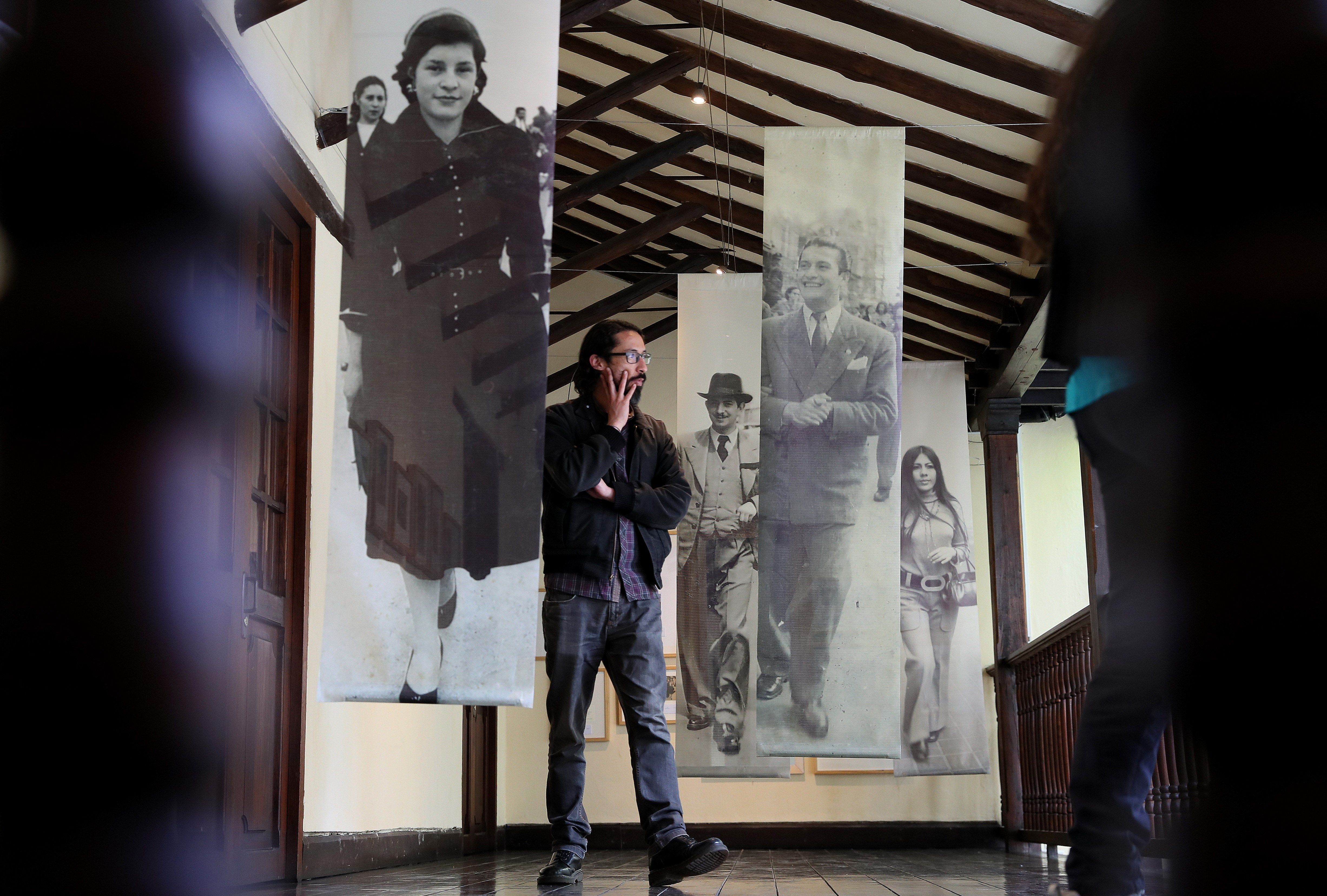 Álbum de 5.800 fotografías muestra más de 100 años de historia de Bogotá