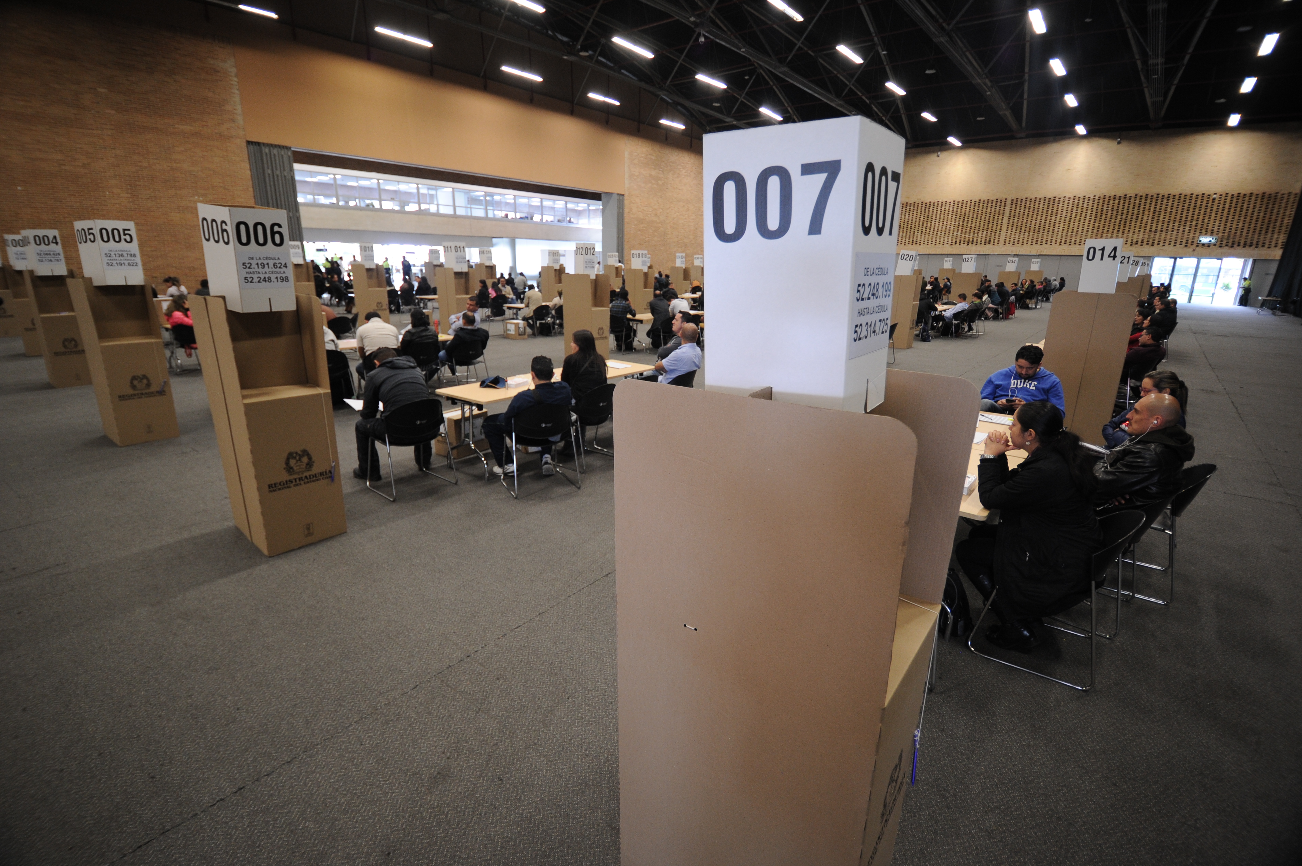 Votación de la consulta del partido liberal, para elegir candidato a la presidencia 2018.