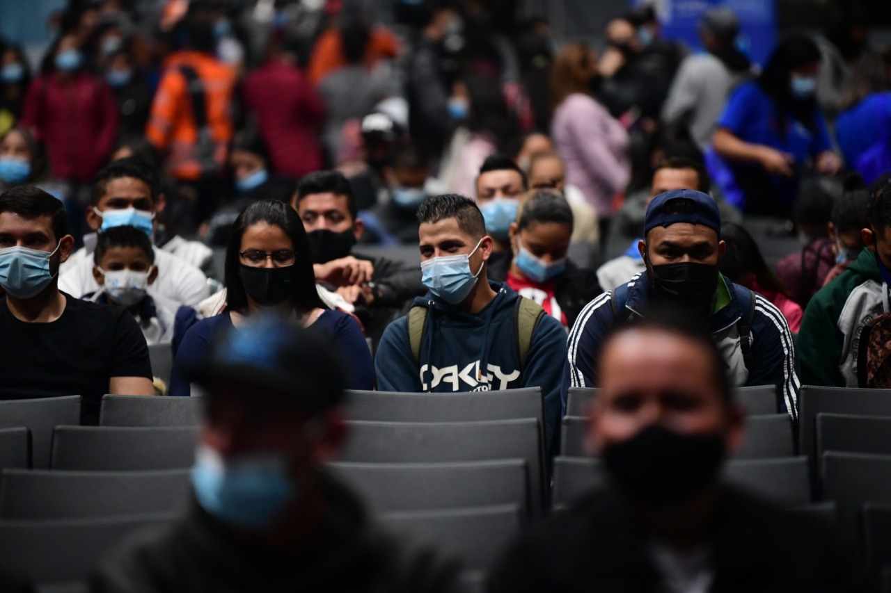 Según funcionarios de Migración Colombia, es posible que haya más jornadas masivas de entrega de documentos en los próximos meses no solo en Bogotá, sino en otras ciudades del país.