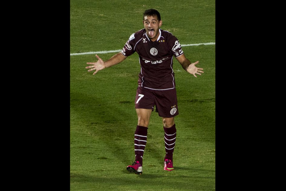 Jugador argentino arremete contra la prensa colombiana tras la derrota de Lanús