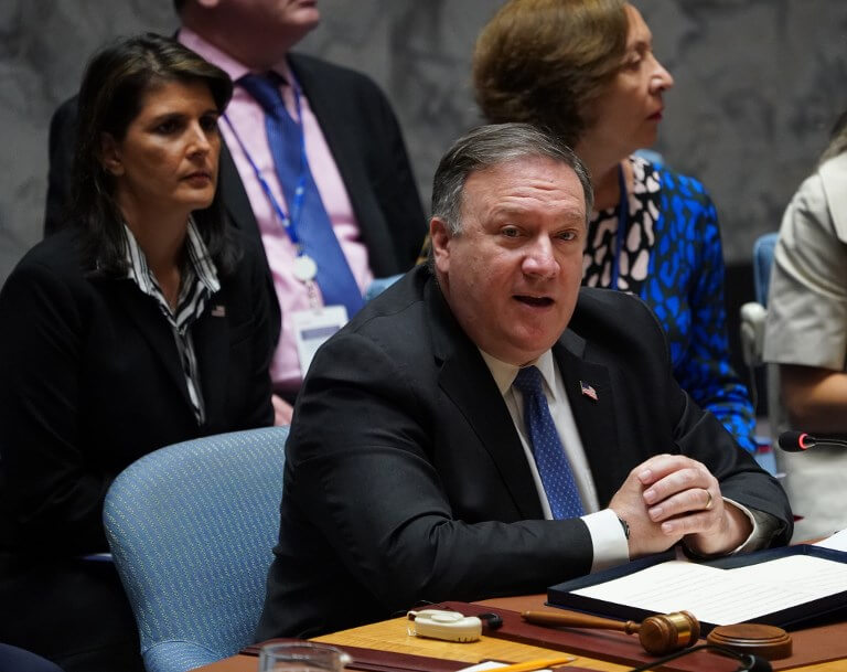 Pompeo dice que «queda mucho por hacer» en lucha antidrogas en Colombia
