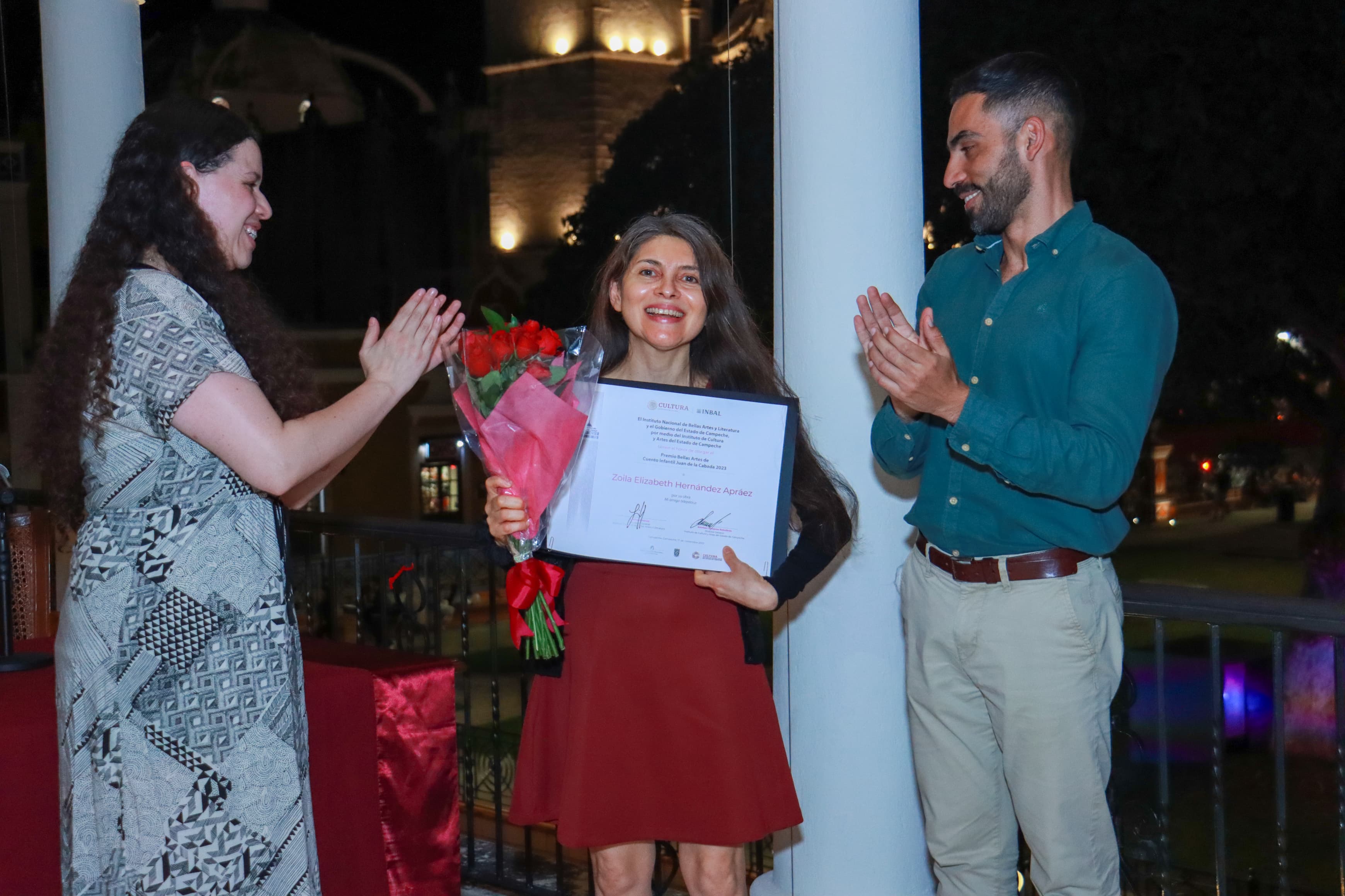 Una escritora colombiana recibió el Premio Juan de la Cabada, en México
