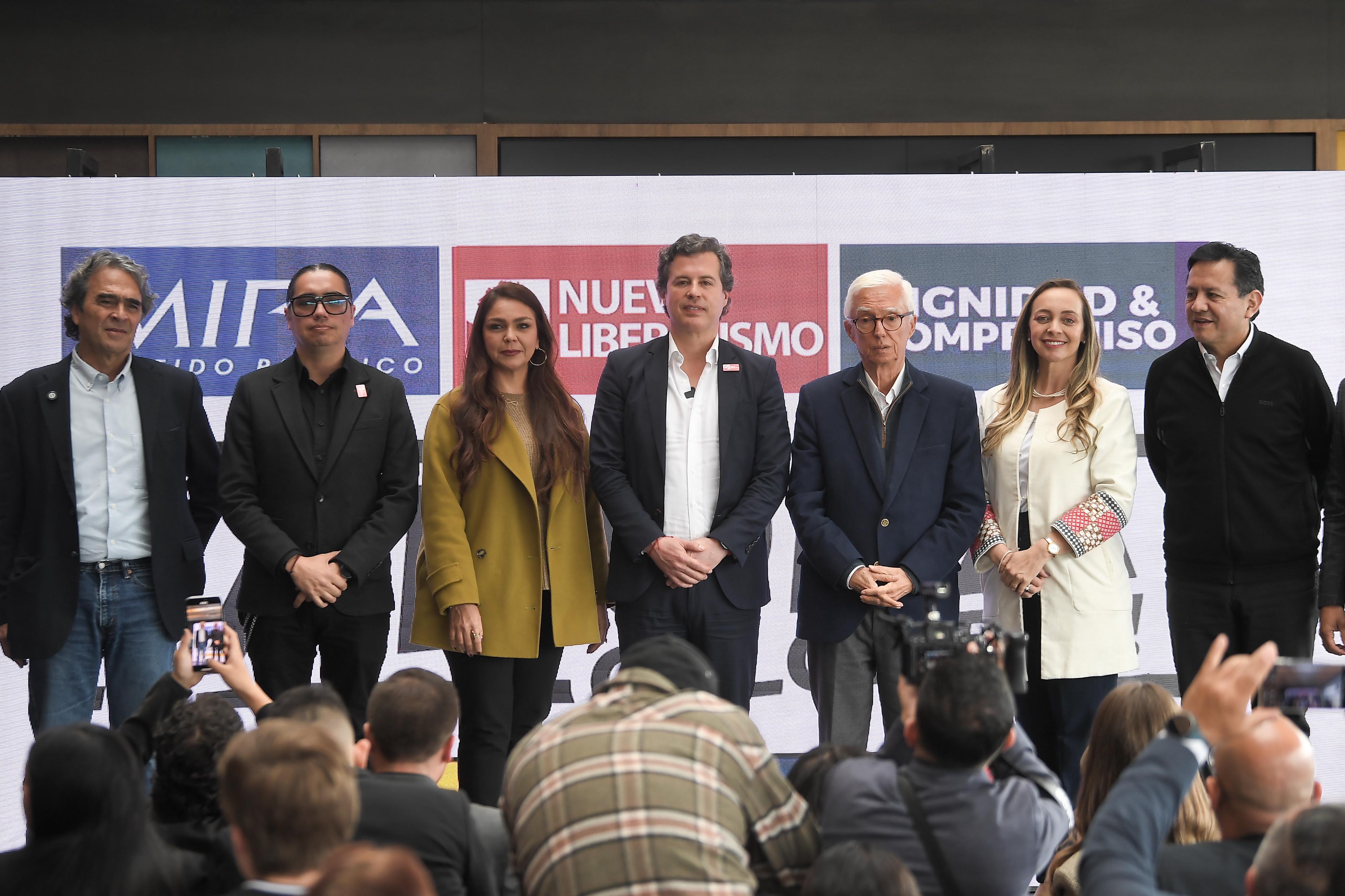 Fajardo, Galán y el partido cristiano MIRA anuncian  coalición para elecciones al Congreso