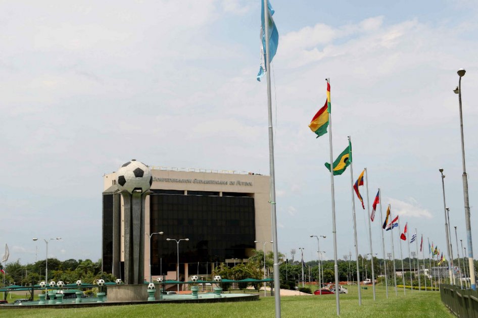 A la Conmebol solo le falta cobrar 2,3 millones de dólares de FIFA