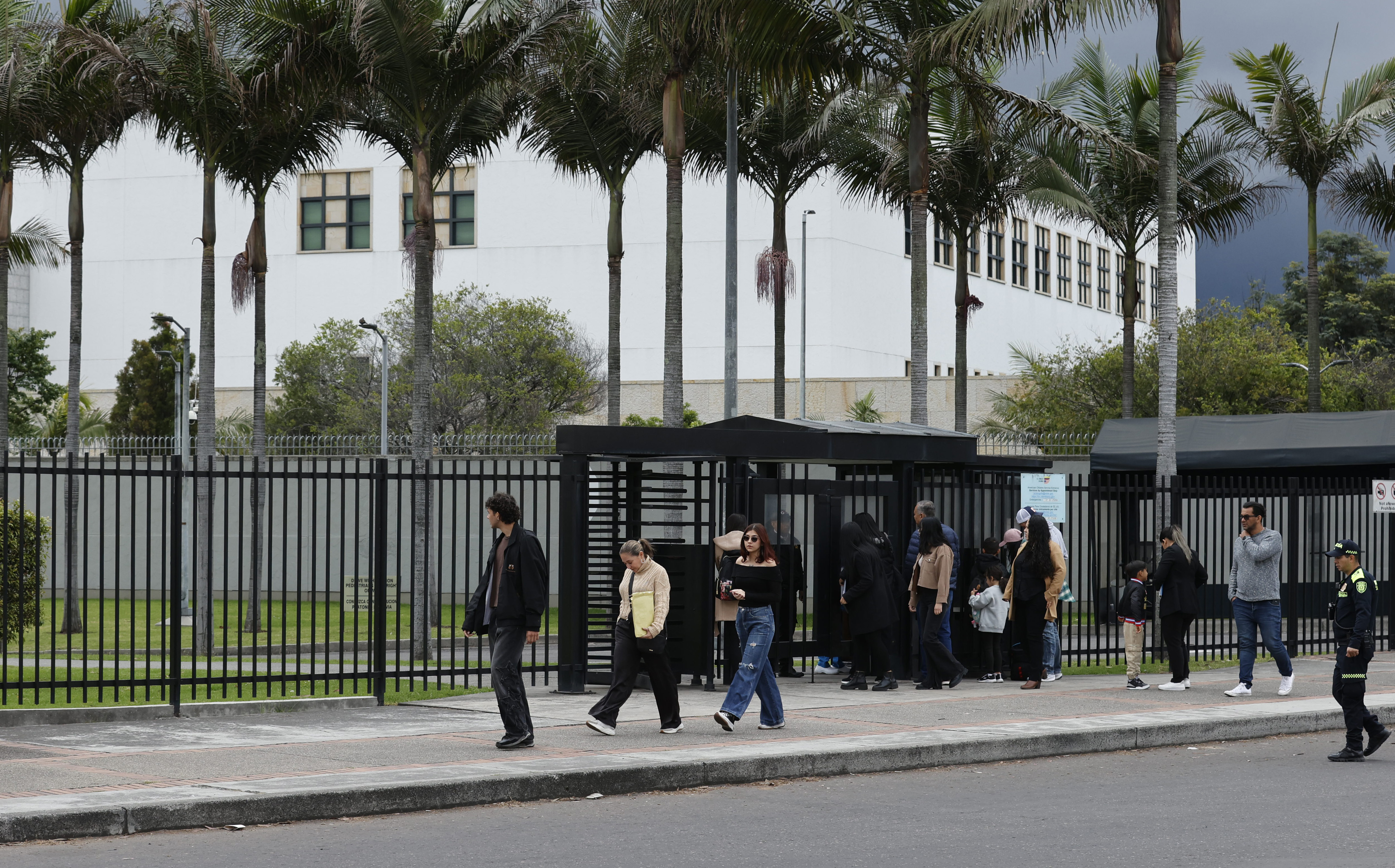 Unas 1.500 entrevistas para visa de EE. UU. fueron suspendidas, estiman expertos