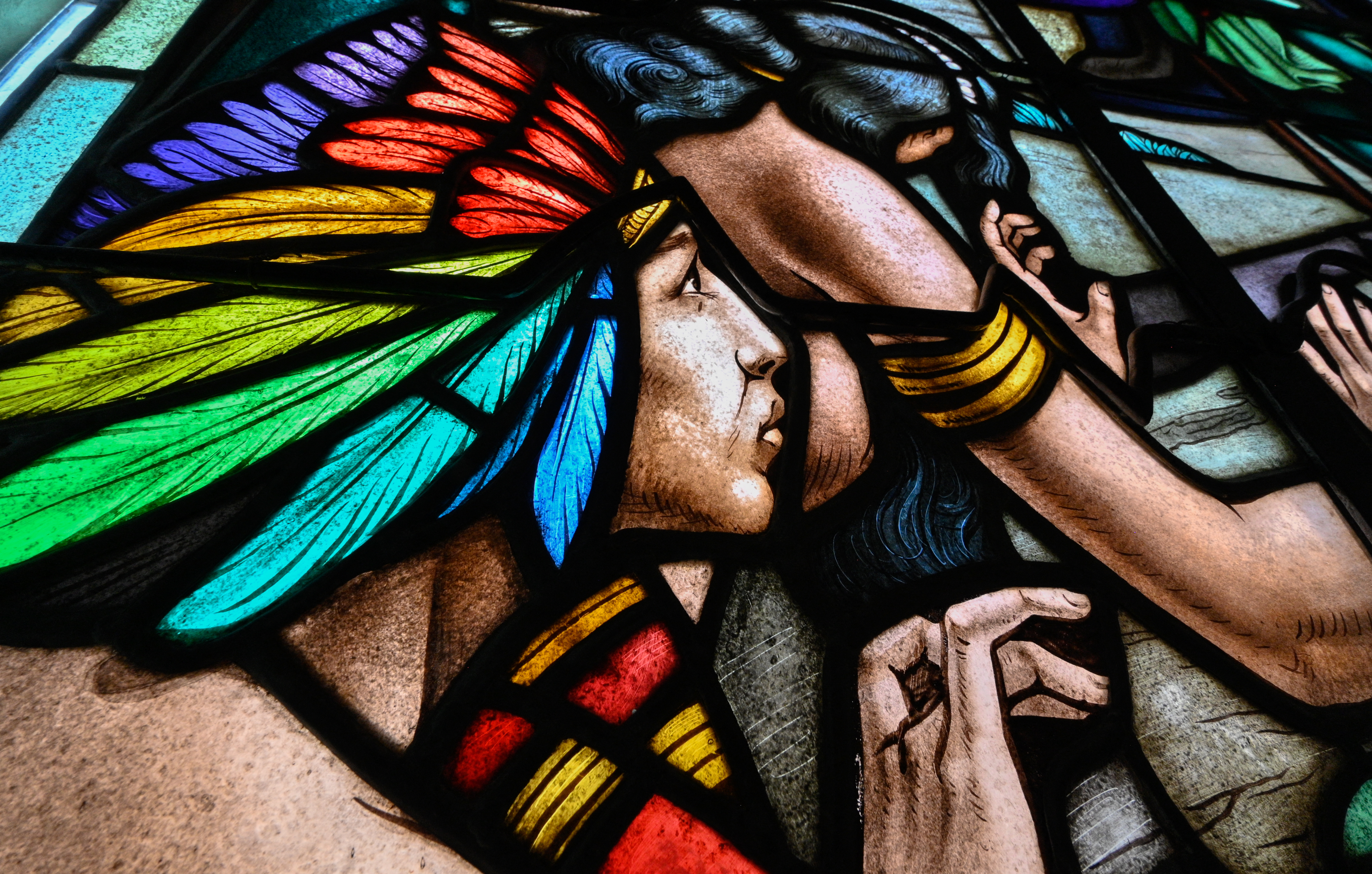 Vidrio, luz y color, el arte del vitral en La Habana