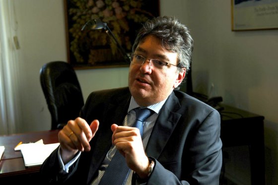 Ponencia que pide detención para Minhacienda