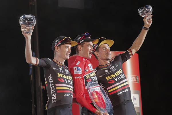 Los campeones de la Vuelta a España 2023.