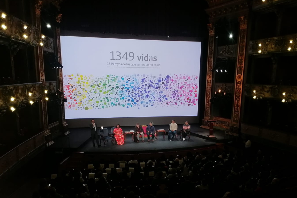 Durante el lanzamiento del libro, el público guardó un minuto de silencio por los 1.349 líderes asesinados.
