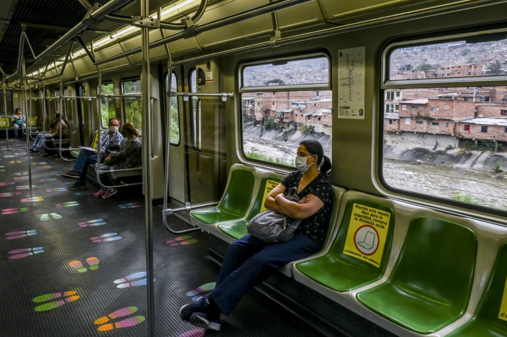 Identifican al hombre que acosó sexualmente a una mujer en el Metro de Medellín