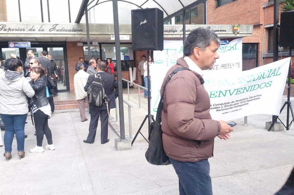 En juzgados de Paloquemao no dejan entrar a periodistas, ni abogados