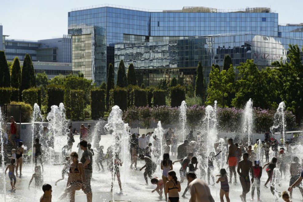Temperaturas récord derriten el asfalto en Europa