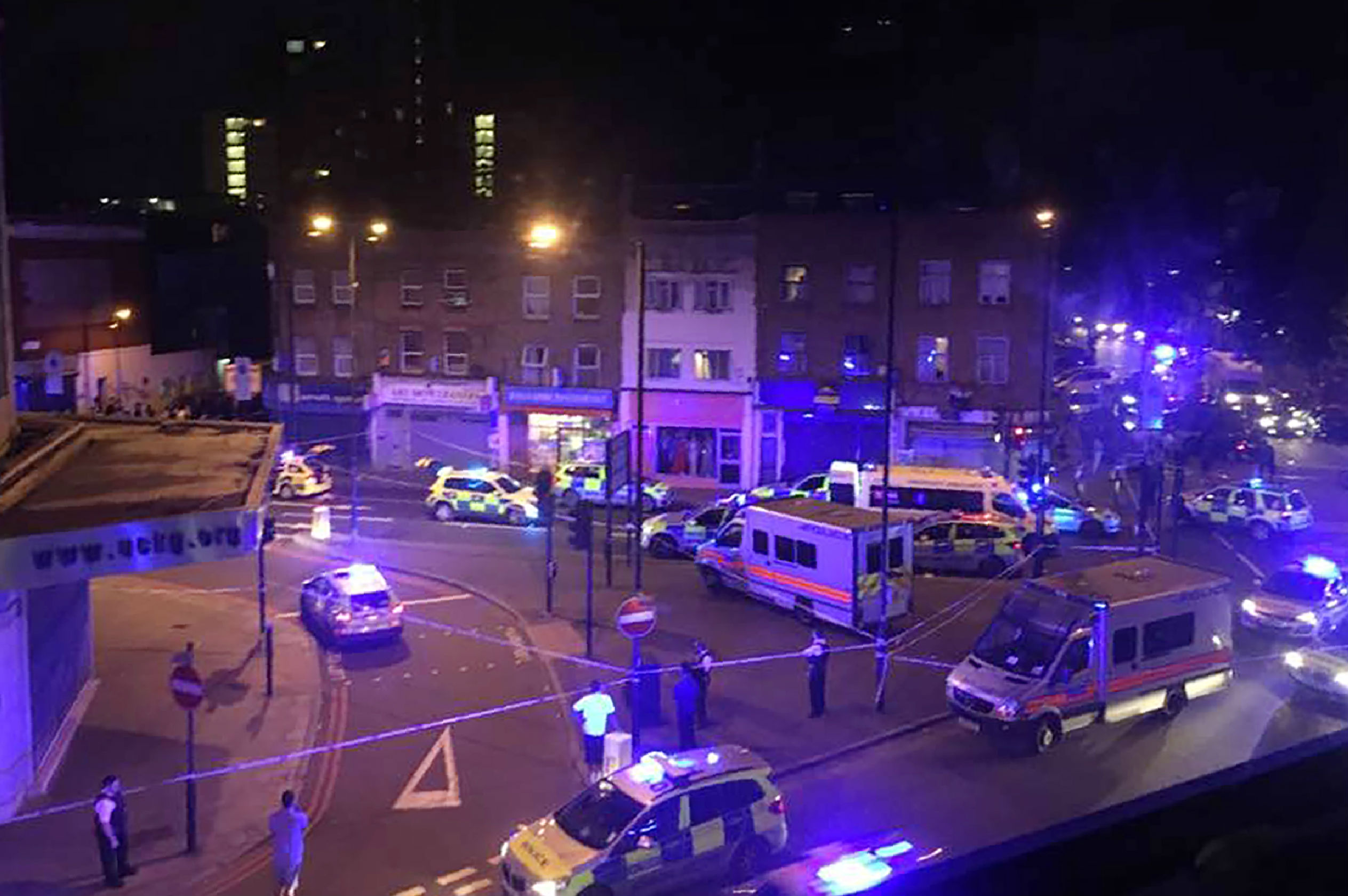 Un muerto y 10 heridos en atentado en Londres