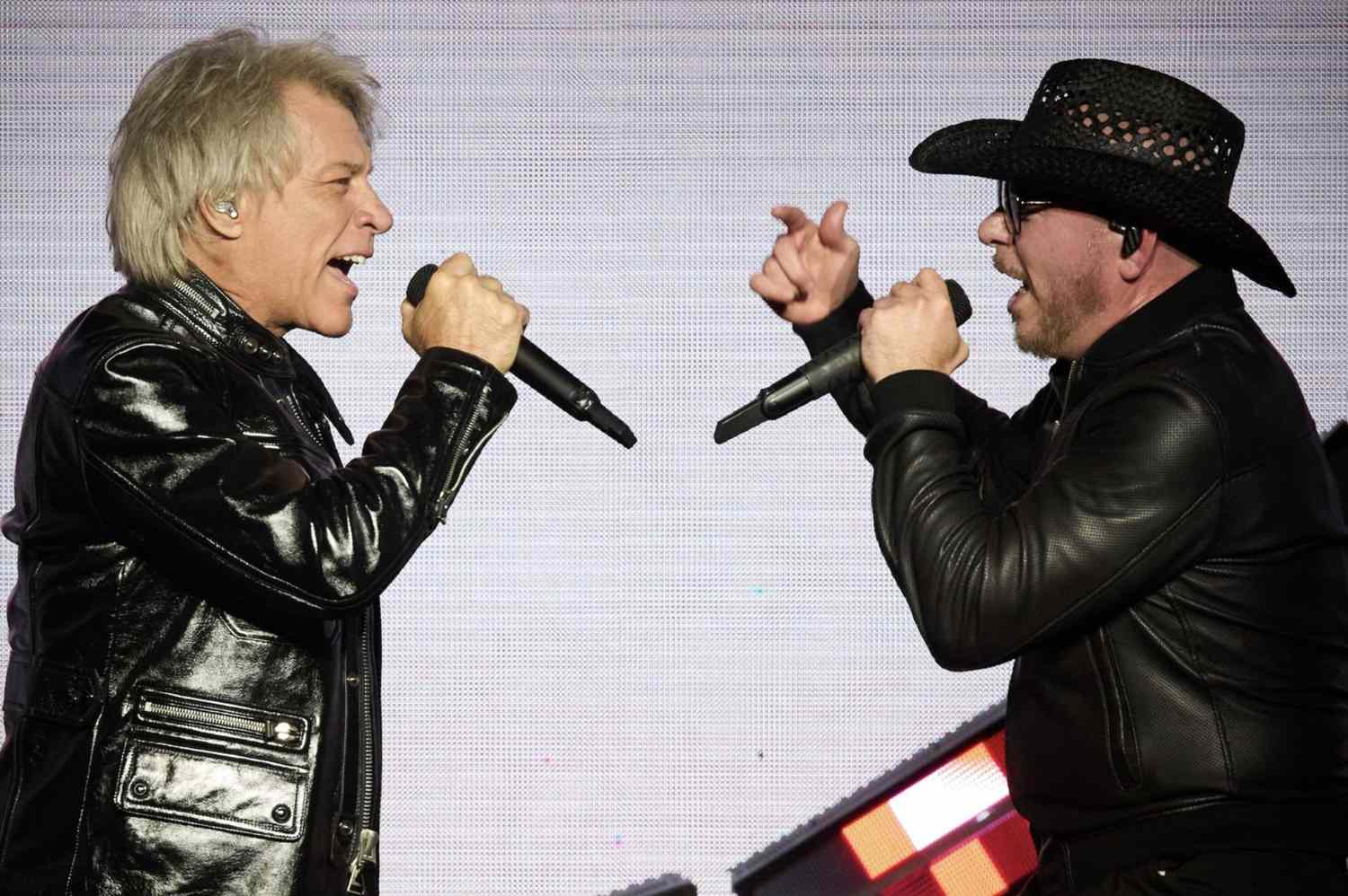 Bon Jovi y Pitbull se unen en una nueva versión de “It’s My Life”