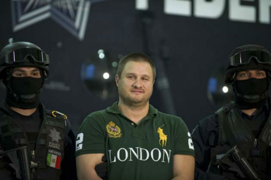 México extradita a narcotraficante «La Barbie» y a otros 12 criminales a EE.UU.