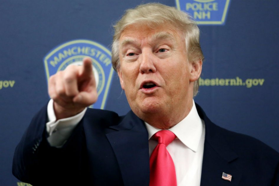 Donald Trump y Bernie Sanders lideran último sondeo sobre primarias en Nuevo Hampshire