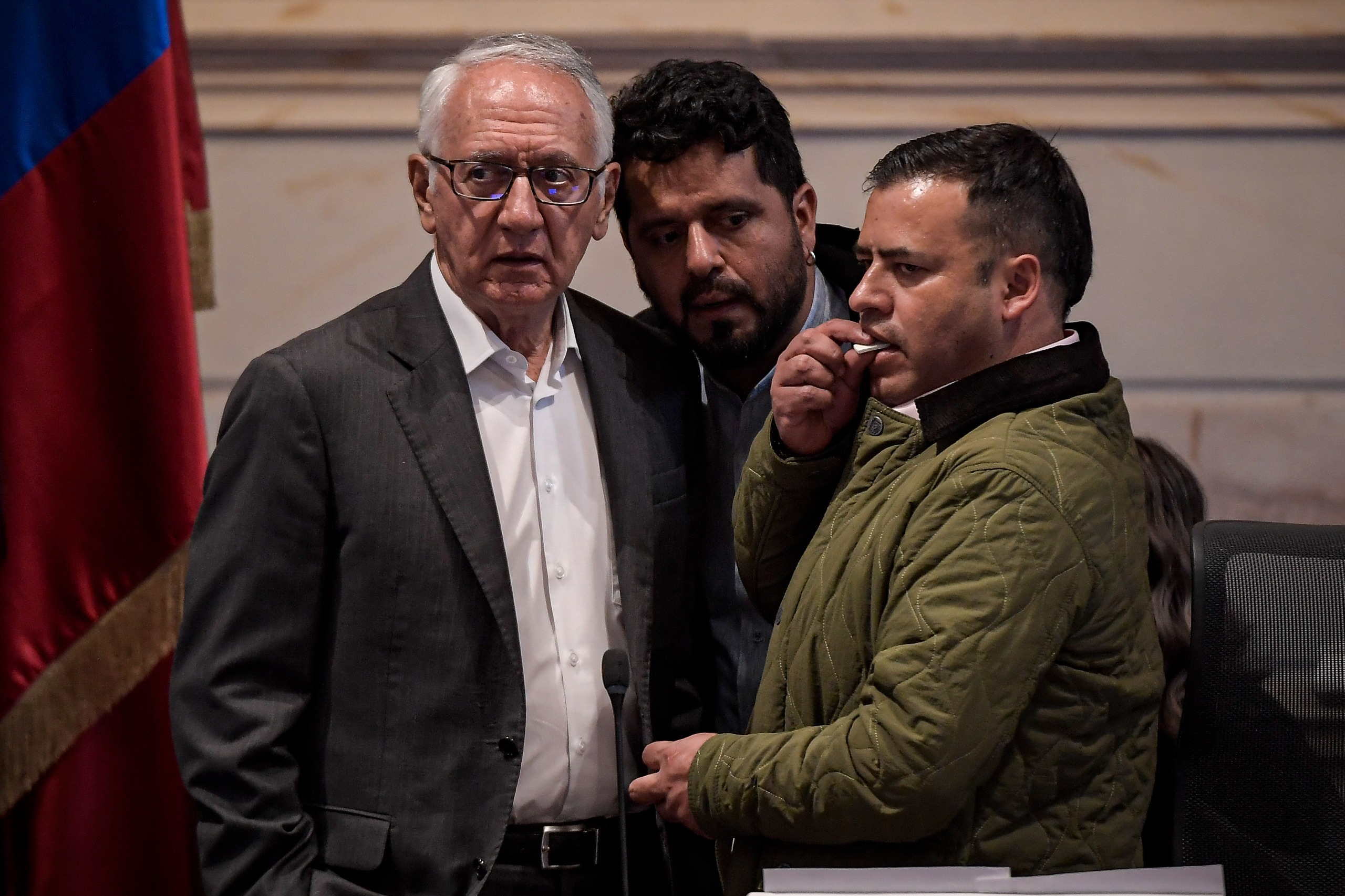 “No me encargo de armar los votos para el Gobierno”: Salamanca sobre reforma a la salud