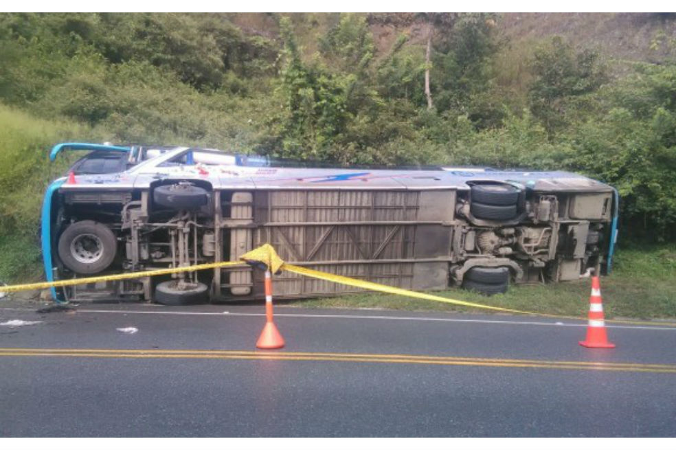Accidente de tránsito en Santa Fe de Antioquia deja cinco personas muertas